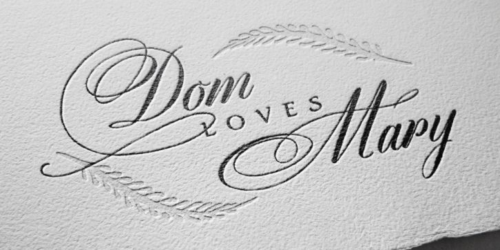 Dom Loves Mary font preview
